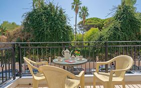 Garden Apartment